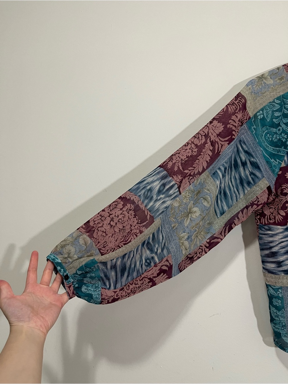 Coldwater Creek XL Patchwork Blouse Red Blue Tie Scarf Neck Long Sleeve Floral - Picture 13 of 16